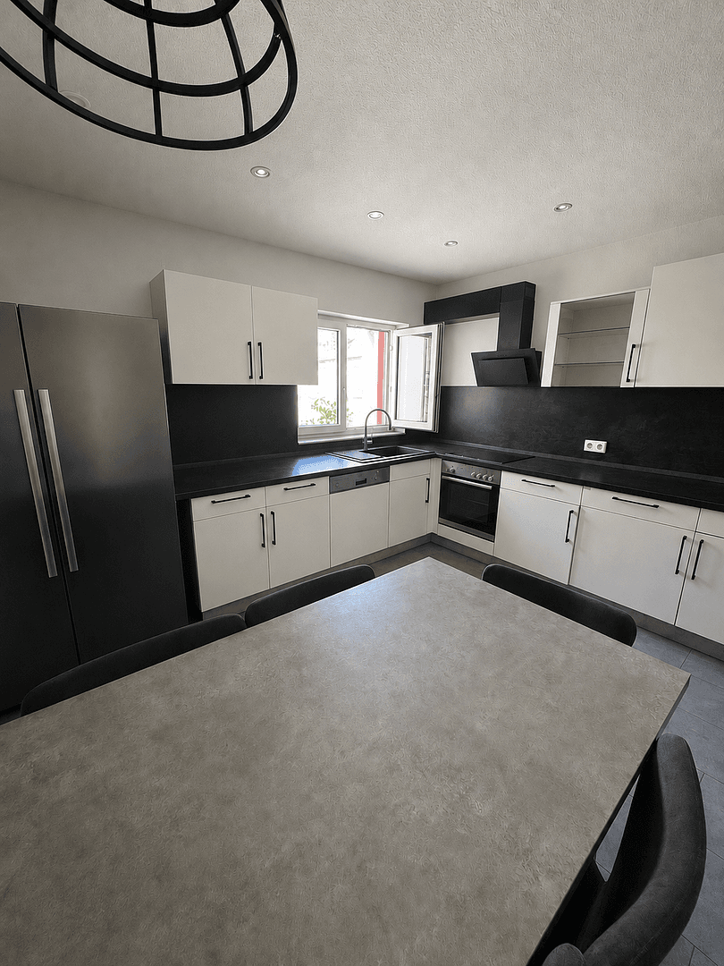 Predaj domu 170 m², pozemek 150 m², Ludwigshafen, Porýnie-Falcko Predaj domu 170 m², pozemek 150 m², Ludwigshafen, Porýnie-Falcko