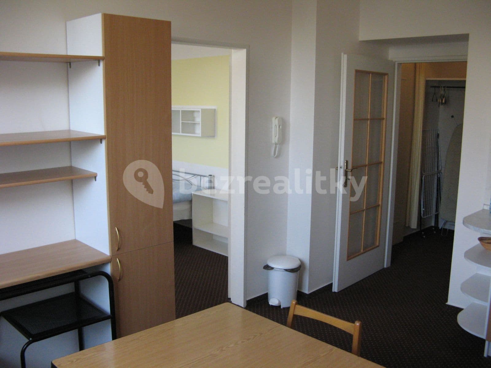 Prenájom bytu 1-izbový 48 m², Nad Krocínkou, Praha, Praha Prenájom bytu 1-izbový 48 m², Nad Krocínkou, Praha, Praha