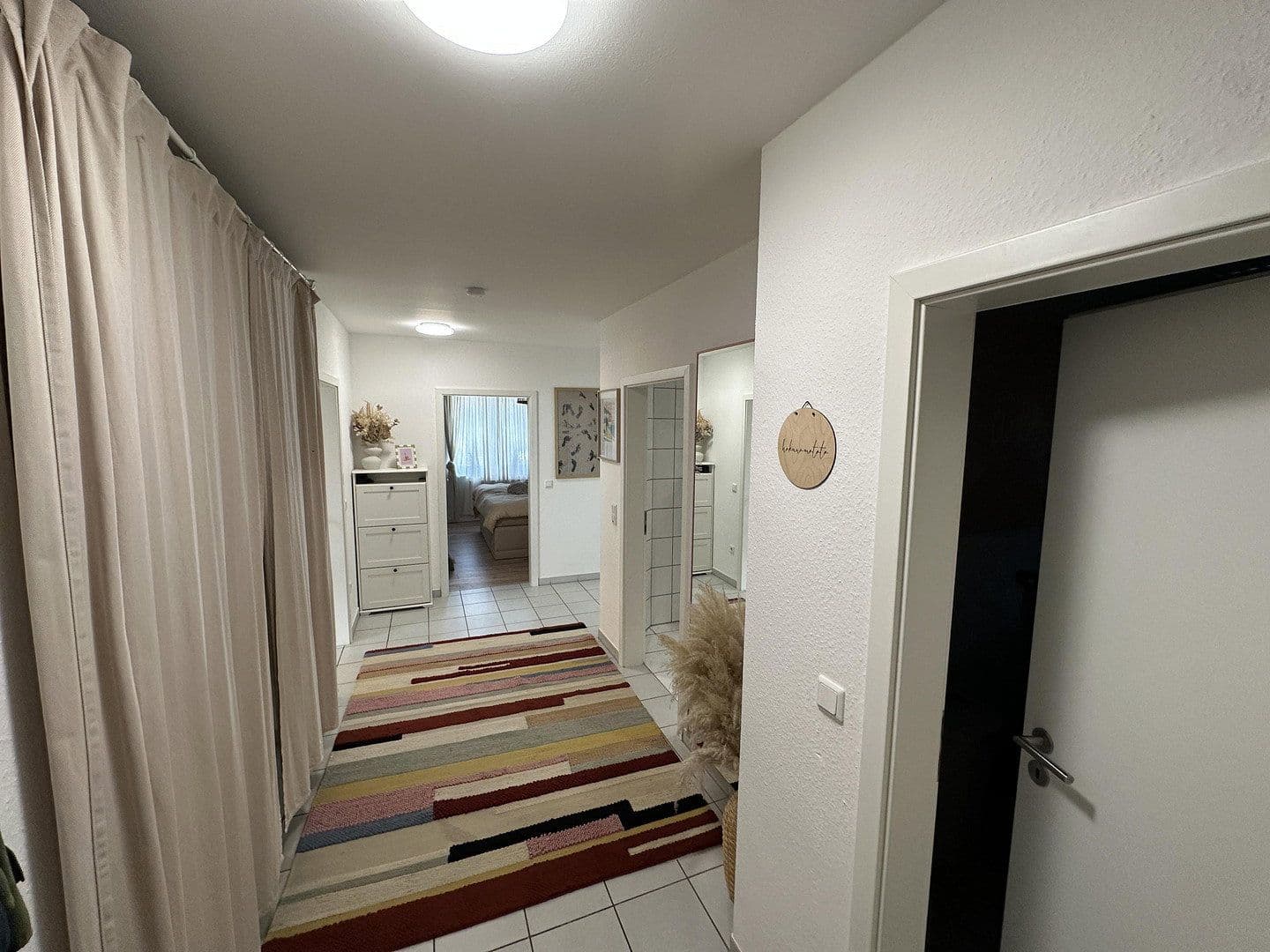 Prenájom bytu 4-izbový 103 m², Rheinbach, Severné Porýnie - Westfálsko Prenájom bytu 4-izbový 103 m², Rheinbach, Severné Porýnie - Westfálsko