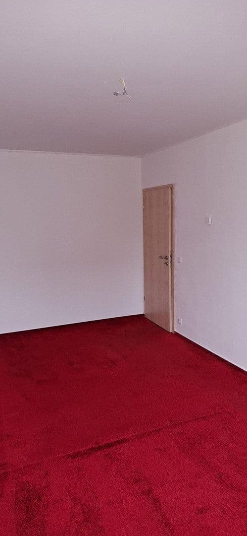 Predaj domu 130 m², pozemek 525 m², Puschkinstraße 19a, Königs Wusterhausen, Brandenbursko Predaj domu 130 m², pozemek 525 m², Puschkinstraße 19a, Königs Wusterhausen, Brandenbursko