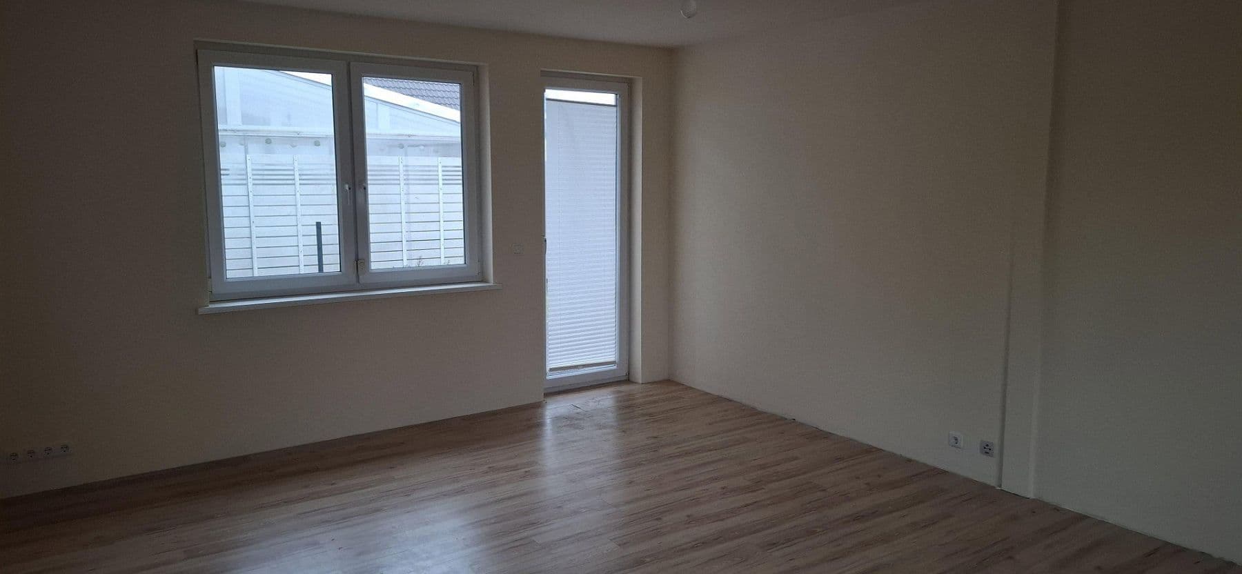 Predaj domu 130 m², pozemek 525 m², Puschkinstraße 19a, Königs Wusterhausen, Brandenbursko Predaj domu 130 m², pozemek 525 m², Puschkinstraße 19a, Königs Wusterhausen, Brandenbursko