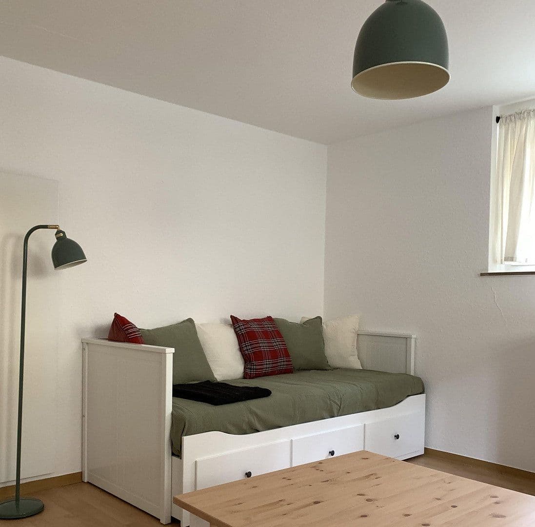 Prenájom bytu 1-izbový 43 m², Ludwigsburg, Bádensko-Wurttembersko Prenájom bytu 1-izbový 43 m², Ludwigsburg, Bádensko-Wurttembersko