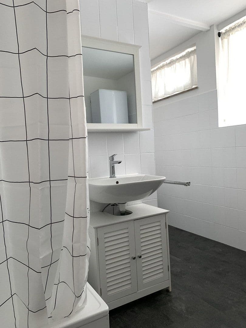Prenájom bytu 1-izbový 43 m², Ludwigsburg, Bádensko-Wurttembersko Prenájom bytu 1-izbový 43 m², Ludwigsburg, Bádensko-Wurttembersko