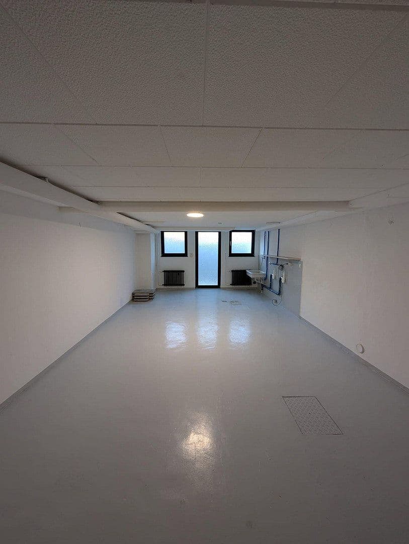 Prenájom domu 167 m², pozemek 663 m², Darmstadt, Hesensko Prenájom domu 167 m², pozemek 663 m², Darmstadt, Hesensko