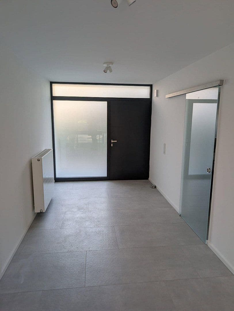 Prenájom domu 167 m², pozemek 663 m², Darmstadt, Hesensko Prenájom domu 167 m², pozemek 663 m², Darmstadt, Hesensko
