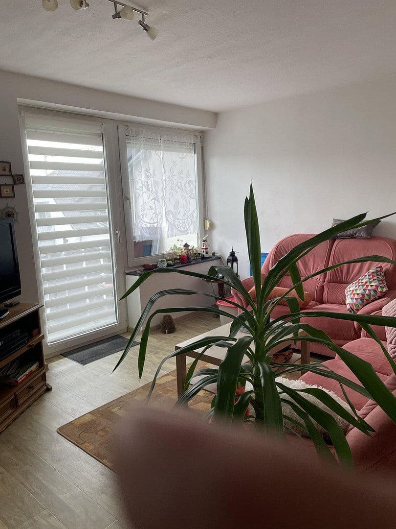 Prenájom bytu 3-izbový 67 m², Oberreichenbach, Bavorsko Prenájom bytu 3-izbový 67 m², Oberreichenbach, Bavorsko