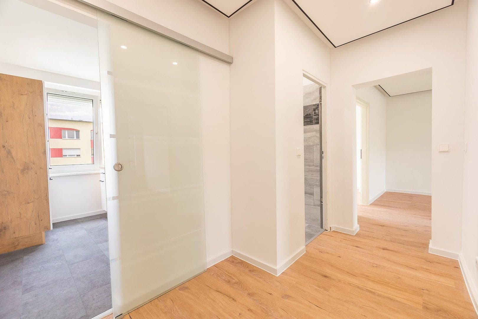 Predaj bytu 1-izbový 60 m², Pulvermühlenweg 31, Zwenkau, Sasko Predaj bytu 1-izbový 60 m², Pulvermühlenweg 31, Zwenkau, Sasko