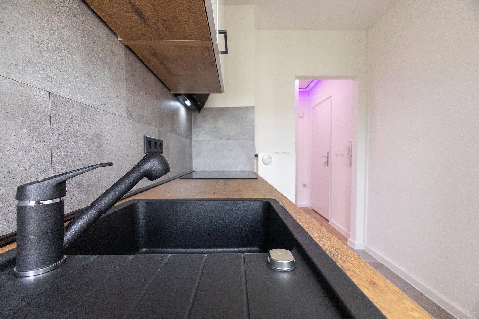 Predaj bytu 1-izbový 60 m², Pulvermühlenweg 31, Zwenkau, Sasko Predaj bytu 1-izbový 60 m², Pulvermühlenweg 31, Zwenkau, Sasko