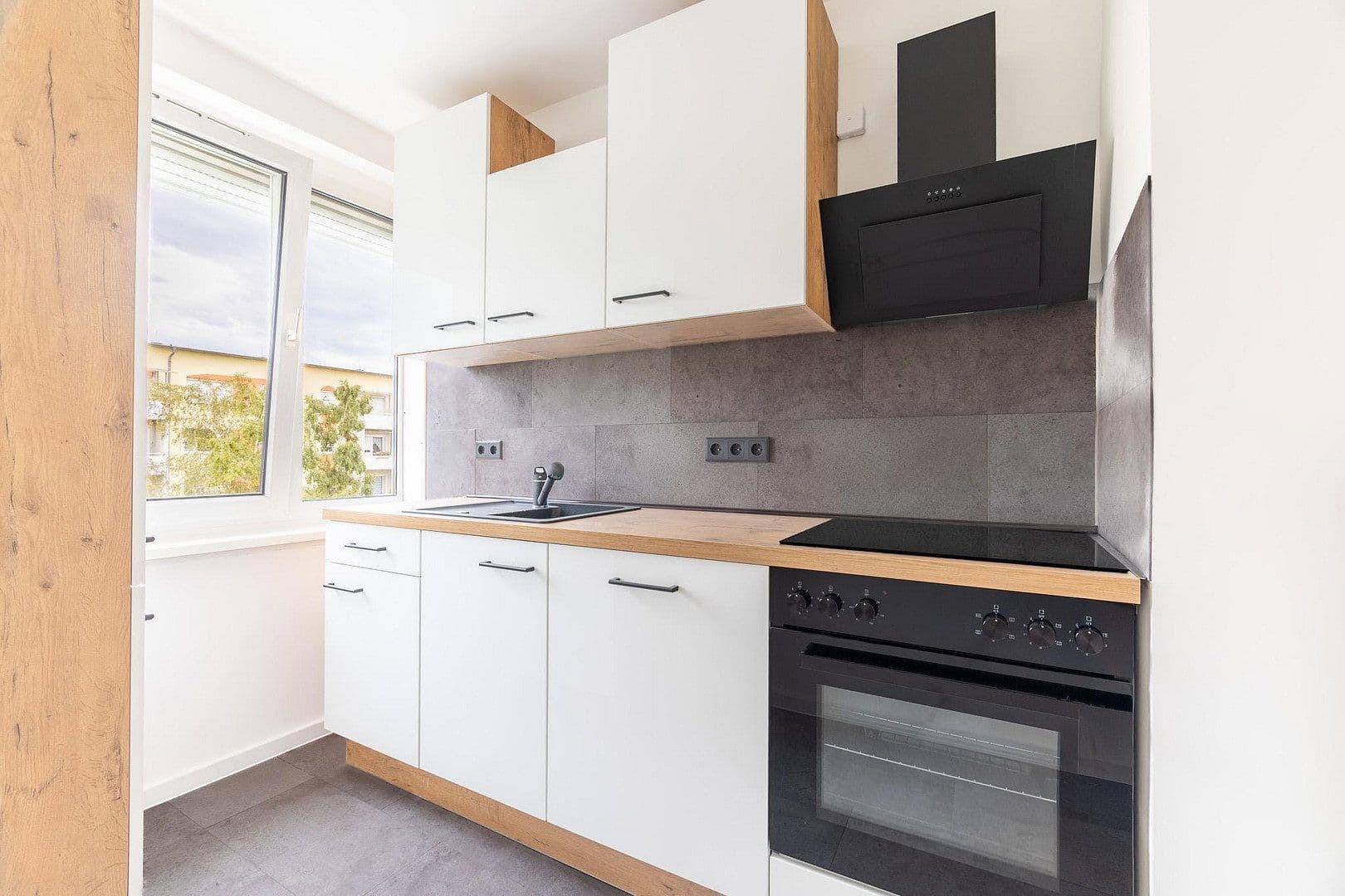 Predaj bytu 1-izbový 60 m², Pulvermühlenweg 31, Zwenkau, Sasko Predaj bytu 1-izbový 60 m², Pulvermühlenweg 31, Zwenkau, Sasko