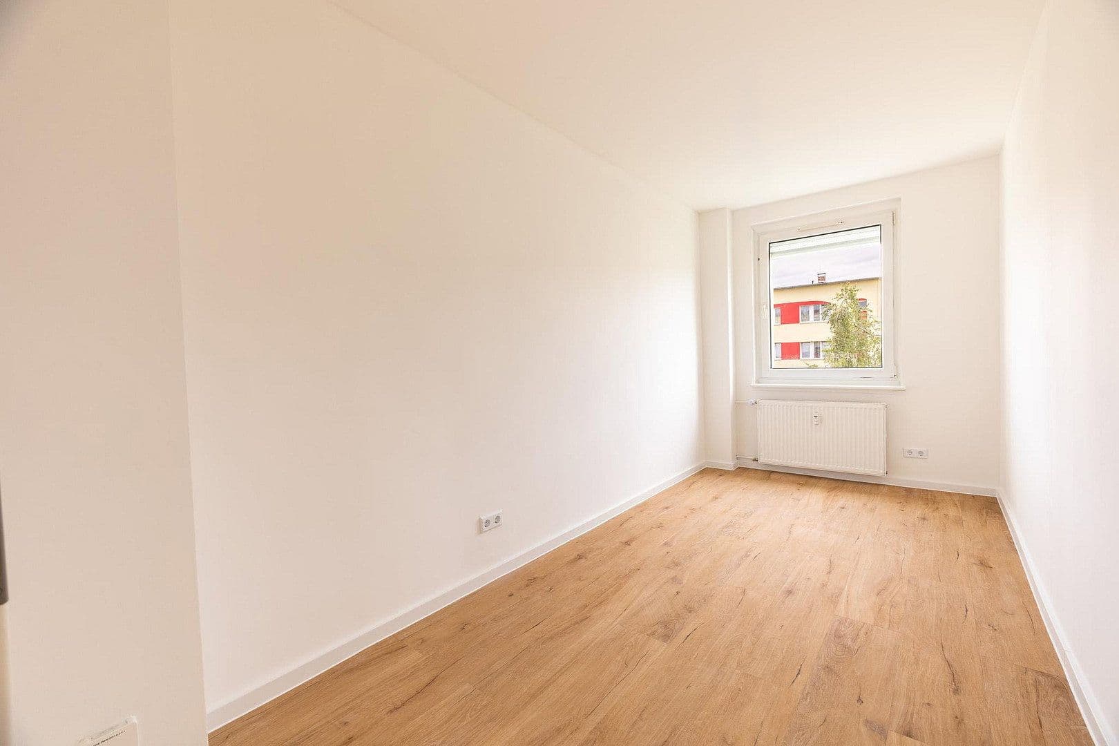 Predaj bytu 1-izbový 60 m², Pulvermühlenweg 31, Zwenkau, Sasko Predaj bytu 1-izbový 60 m², Pulvermühlenweg 31, Zwenkau, Sasko
