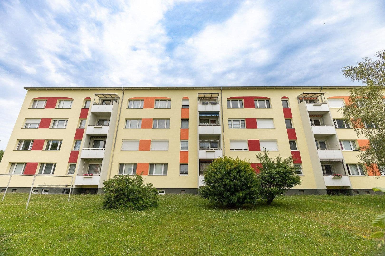 Predaj bytu 1-izbový 60 m², Pulvermühlenweg 31, Zwenkau, Sasko Predaj bytu 1-izbový 60 m², Pulvermühlenweg 31, Zwenkau, Sasko