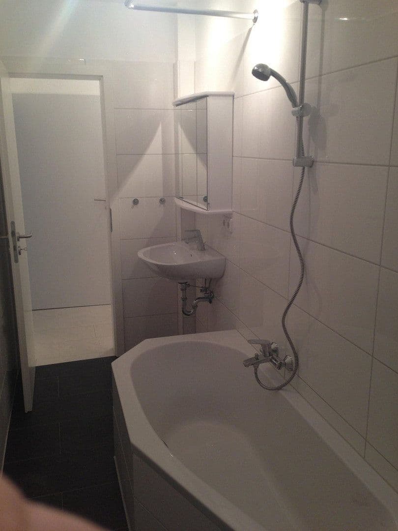 Prenájom bytu 2-izbový 80 m², Dortmund, Severné Porýnie - Westfálsko Prenájom bytu 2-izbový 80 m², Dortmund, Severné Porýnie - Westfálsko