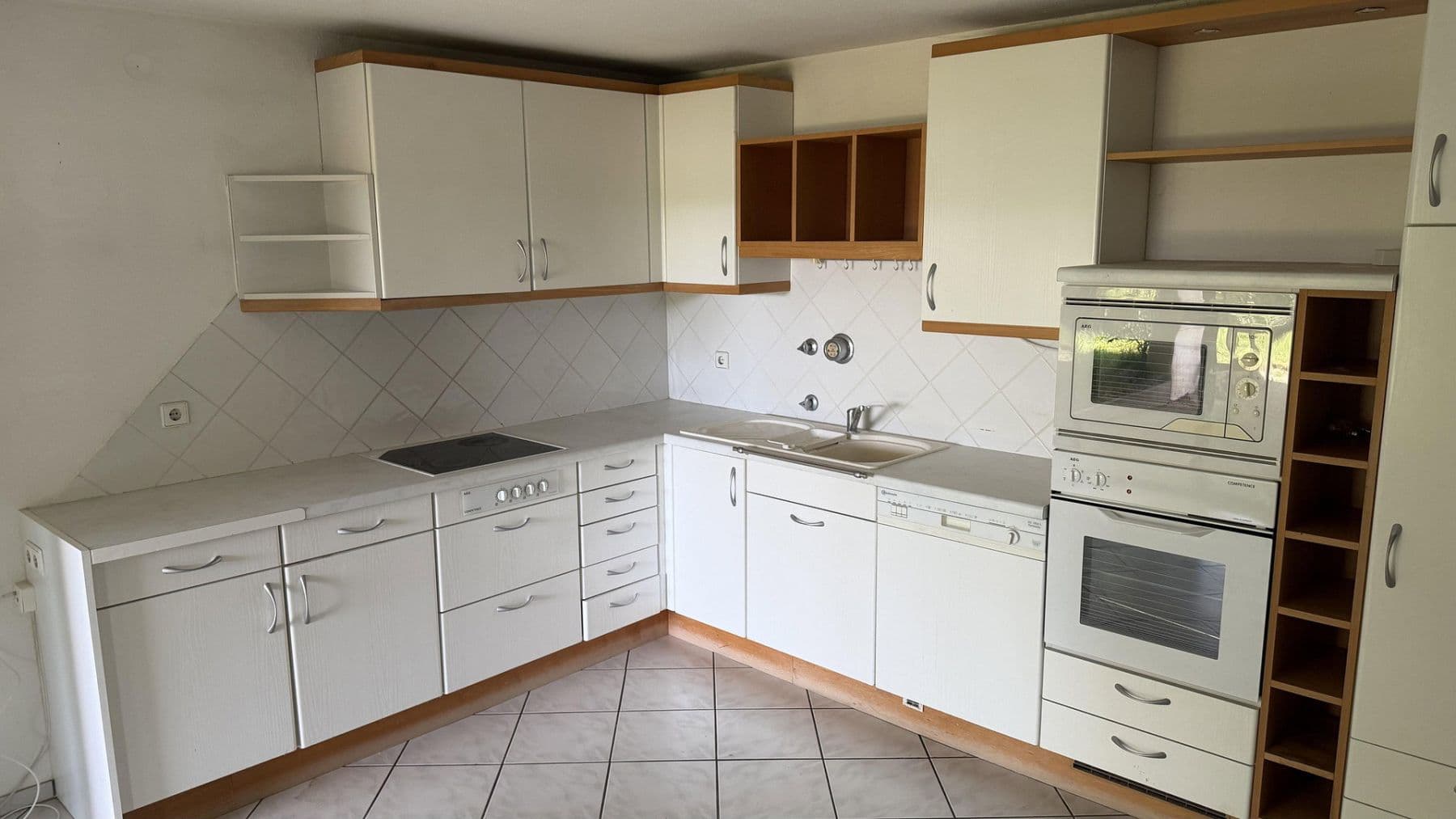 Predaj bytu 2-izbový 104 m², Engen, Bádensko-Wurttembersko Predaj bytu 2-izbový 104 m², Engen, Bádensko-Wurttembersko