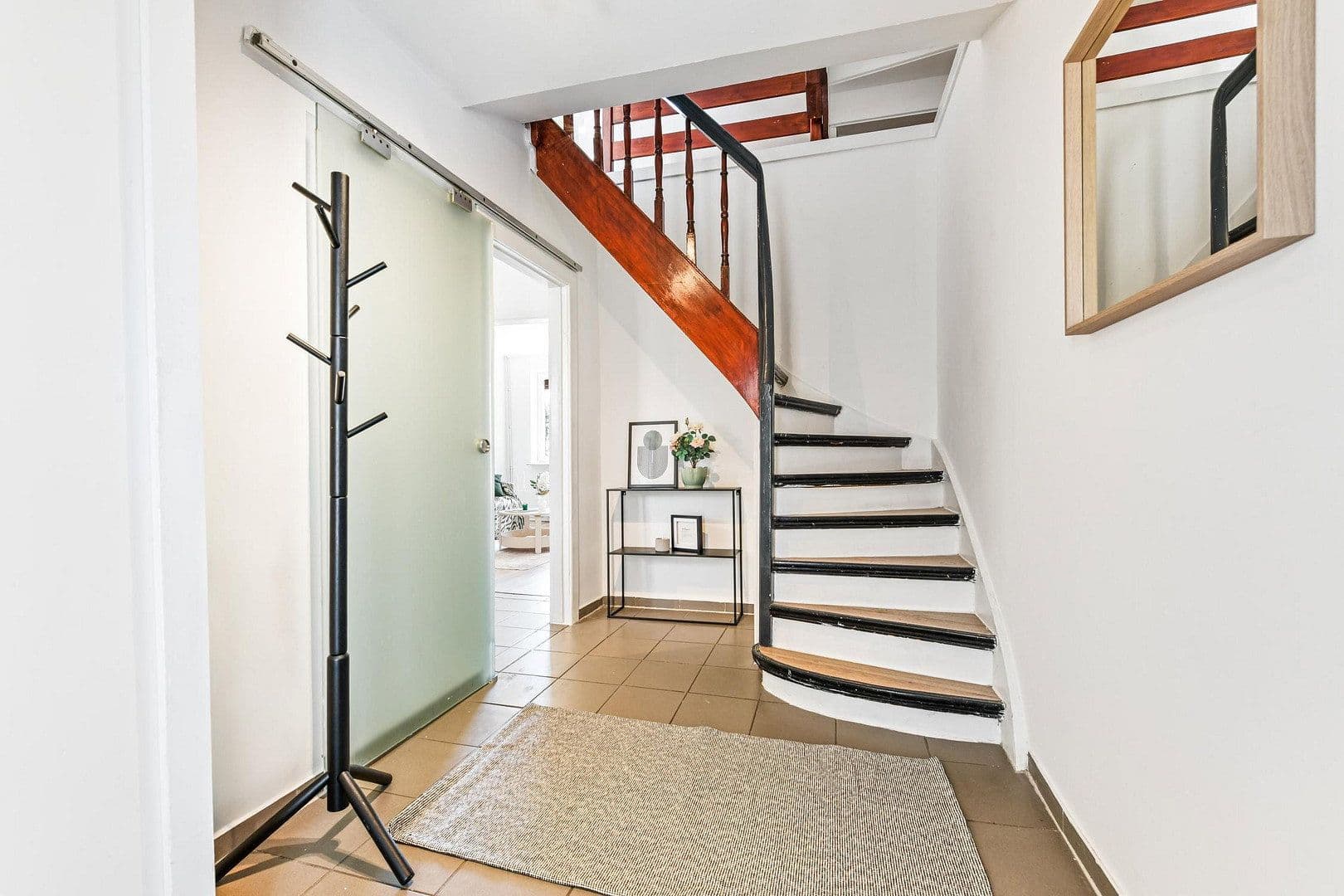 Predaj bytu 4-izbový 95 m², Hamburg, Hamburg Predaj bytu 4-izbový 95 m², Hamburg, Hamburg