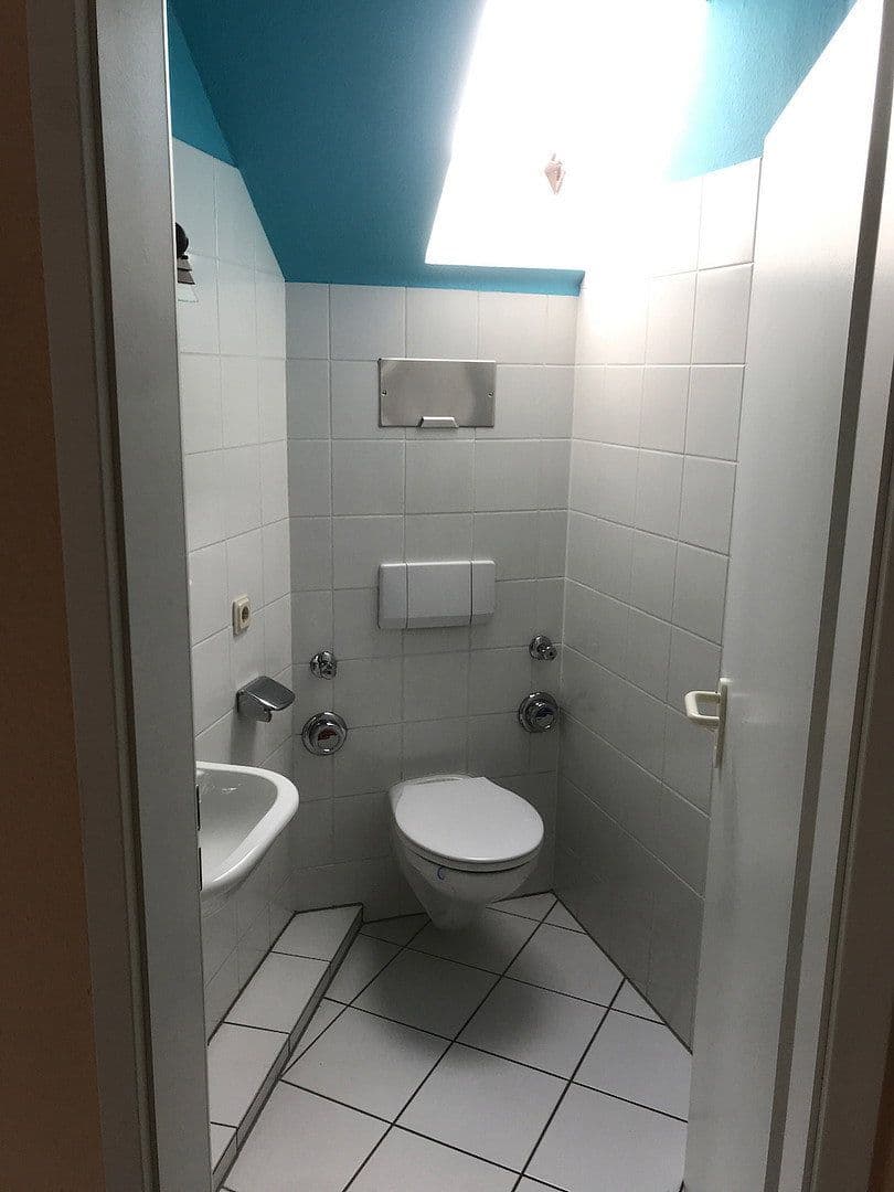 Prenájom bytu 4-izbový 124 m², Hattersheim am Main, Hesensko Prenájom bytu 4-izbový 124 m², Hattersheim am Main, Hesensko