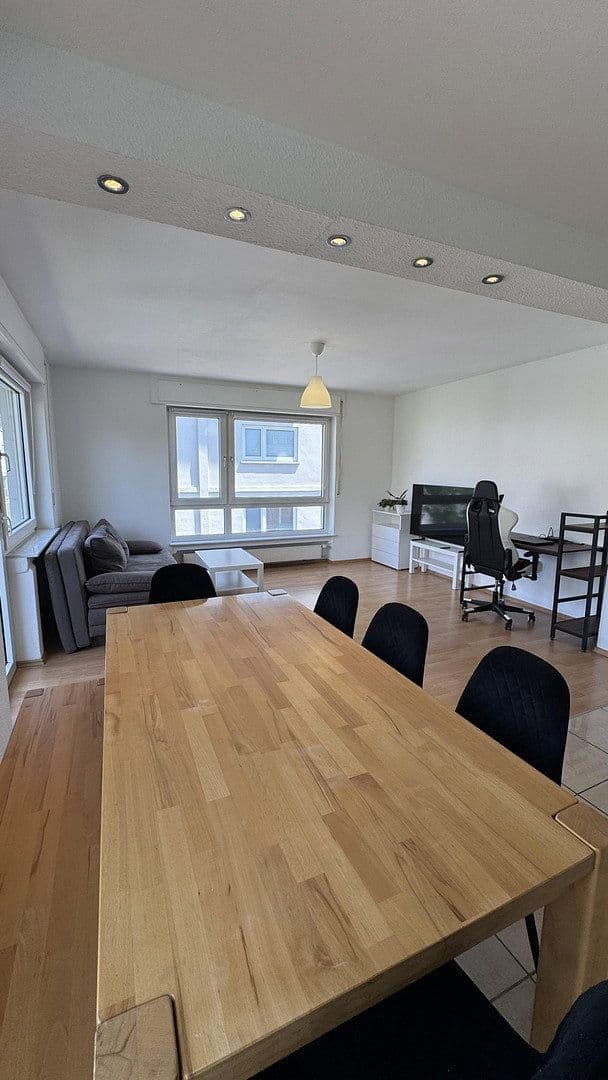 Prenájom bytu 3-izbový 75 m², Obere Grube 2, Bingen am Rhein, Porýnie-Falcko Prenájom bytu 3-izbový 75 m², Obere Grube 2, Bingen am Rhein, Porýnie-Falcko