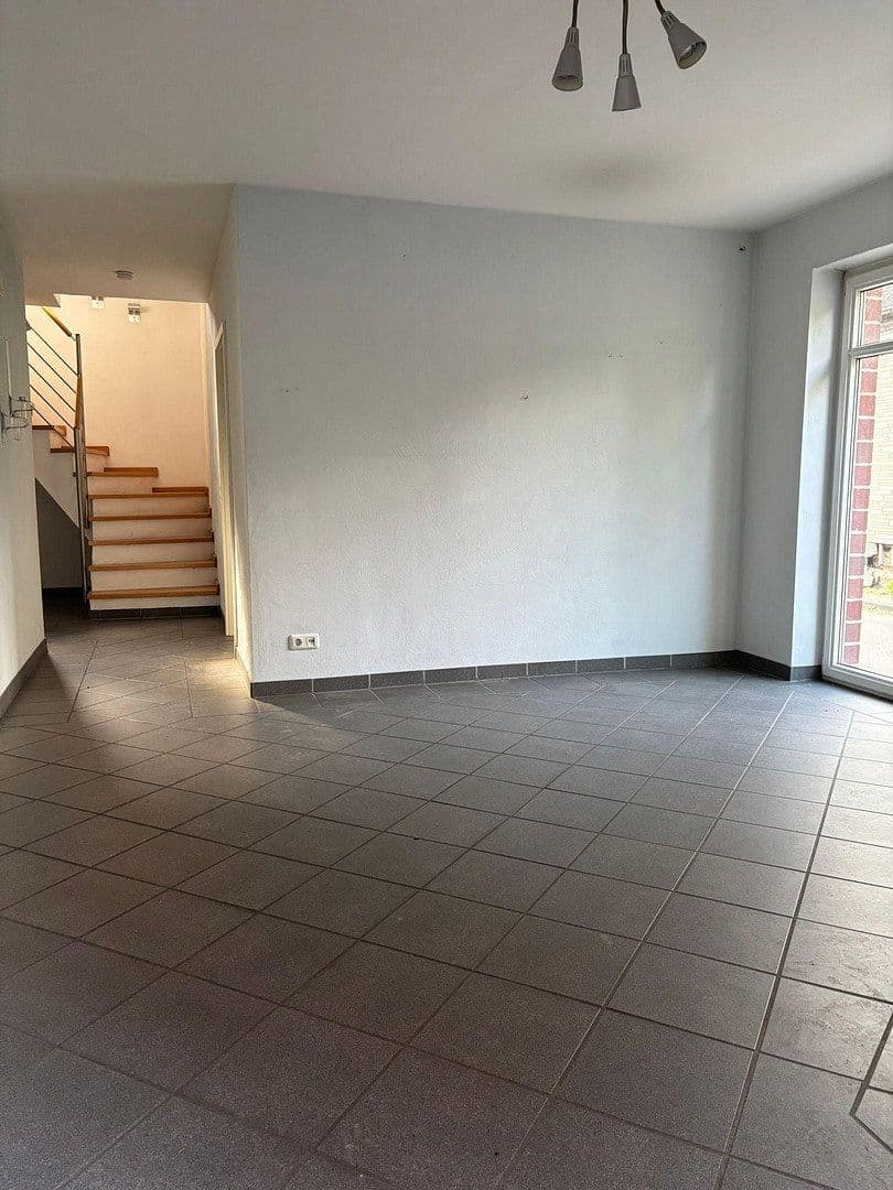 Prenájom domu 232 m², pozemek 732 m², Beverath 6, Erkelenz, Severné Porýnie - Westfálsko Prenájom domu 232 m², pozemek 732 m², Beverath 6, Erkelenz, Severné Porýnie - Westfálsko