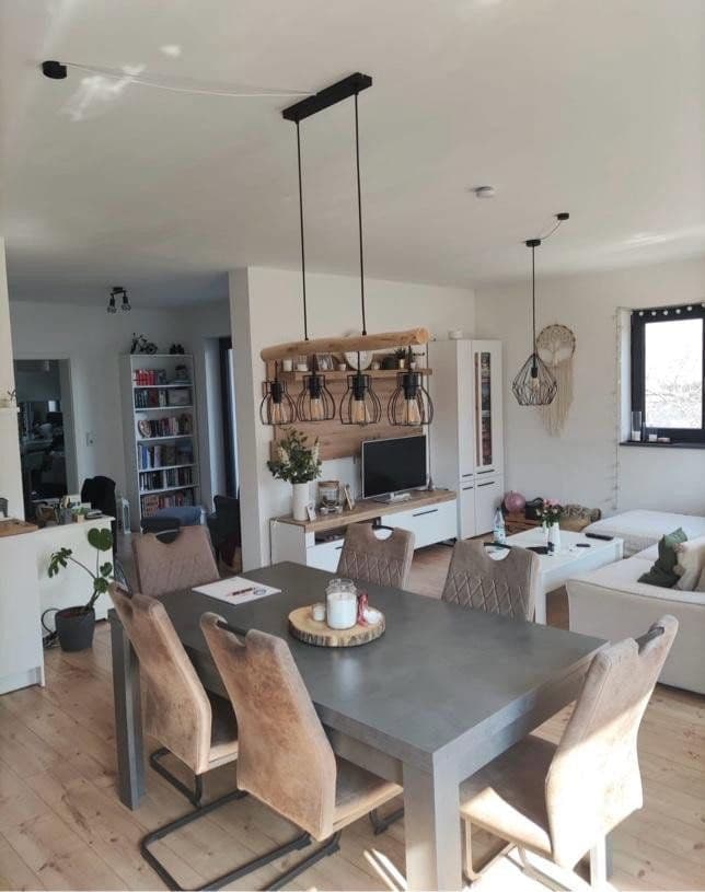 Prenájom bytu 2-izbový 93 m², Gießen, Hesensko Prenájom bytu 2-izbový 93 m², Gießen, Hesensko