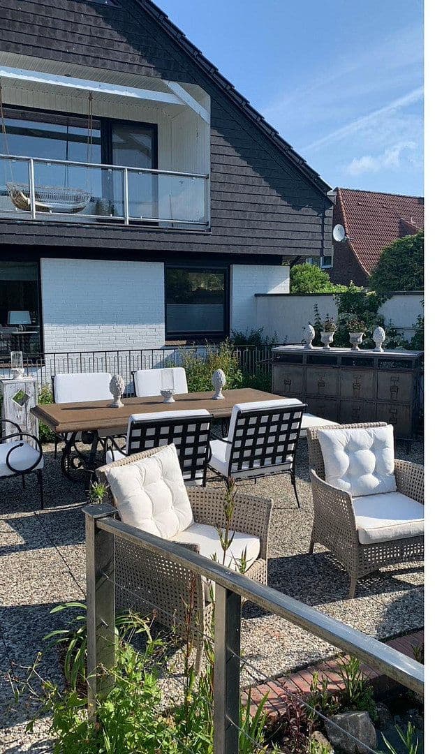 Predaj domu 226 m², pozemek 2.500 m², Siedlungsstraße 2, Handewitt, Šlezvicko-Holštajnsko Predaj domu 226 m², pozemek 2.500 m², Siedlungsstraße 2, Handewitt, Šlezvicko-Holštajnsko