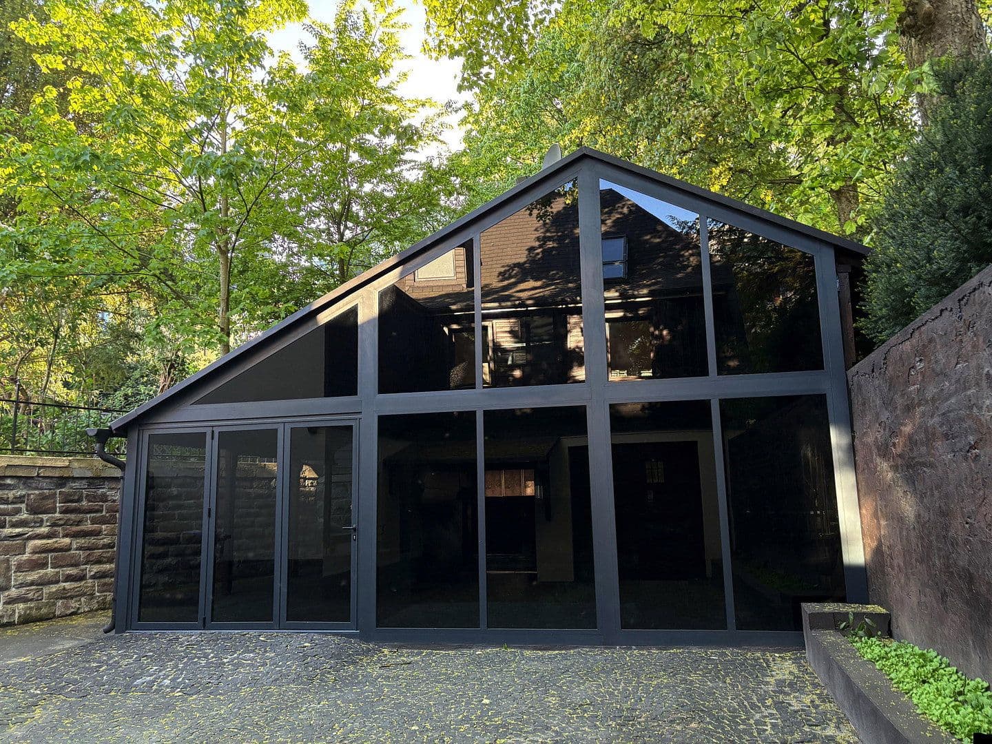 Predaj domu 282 m², pozemek 584 m², Edith-Stein-Straße 34, Wuppertal, Severné Porýnie - Westfálsko Predaj domu 282 m², pozemek 584 m², Edith-Stein-Straße 34, Wuppertal, Severné Porýnie - Westfálsko
