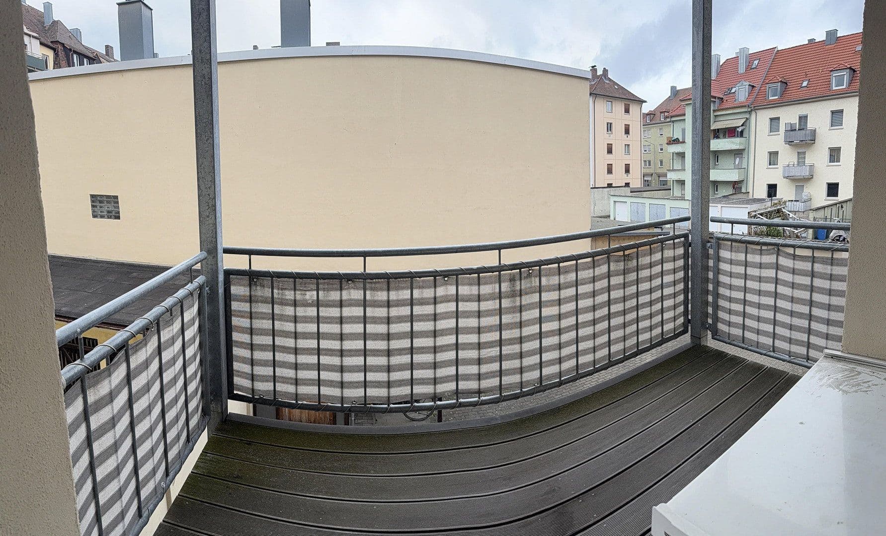 Prenájom bytu 2-izbový 66 m², Schweinfurt, Bavorsko Prenájom bytu 2-izbový 66 m², Schweinfurt, Bavorsko
