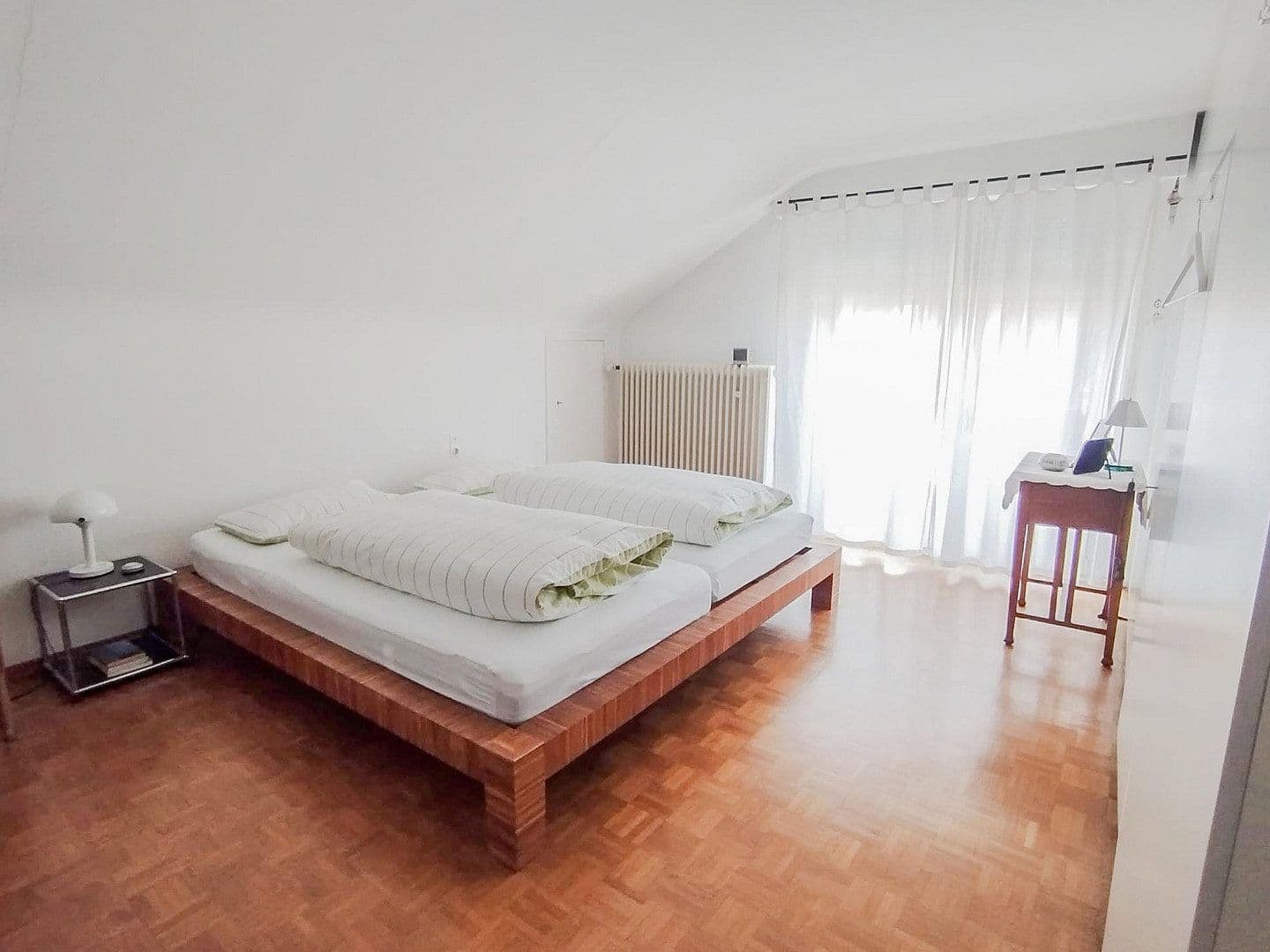 Predaj domu 259 m², pozemek 843 m², Kirchheim unter Teck, Bádensko-Wurttembersko Predaj domu 259 m², pozemek 843 m², Kirchheim unter Teck, Bádensko-Wurttembersko