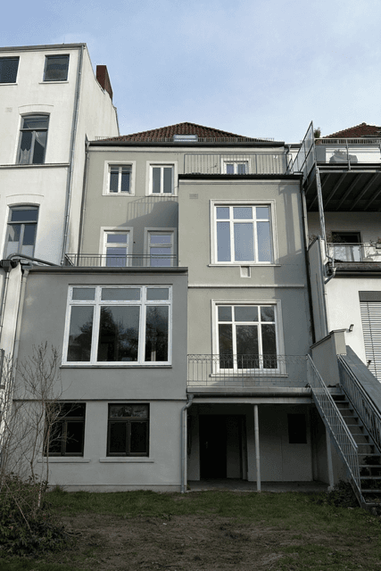 Prenájom bytu 5-izbový 145 m², Kohlhökerstrasse, Bremen, Brémy Prenájom bytu 5-izbový 145 m², Kohlhökerstrasse, Bremen, Brémy