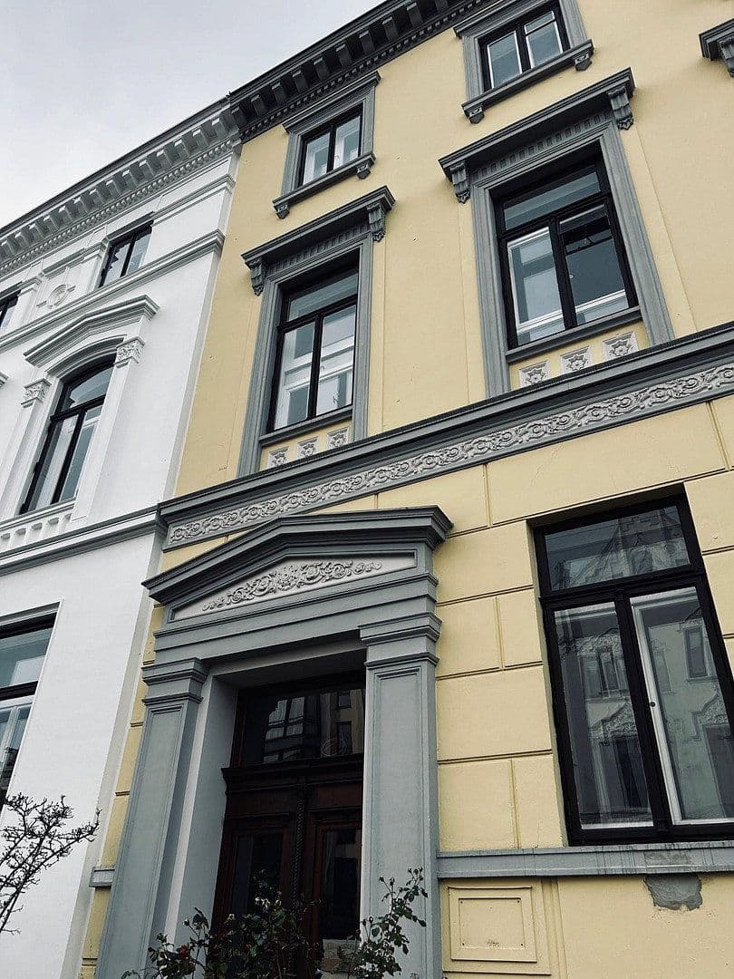 Prenájom bytu 5-izbový 145 m², Kohlhökerstrasse, Bremen, Brémy Prenájom bytu 5-izbový 145 m², Kohlhökerstrasse, Bremen, Brémy