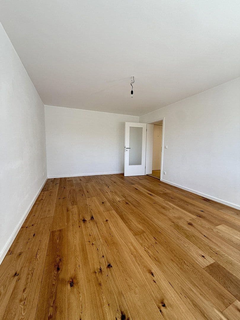 Predaj bytu 3-izbový 70 m², Engadiner Strasse 36, München, Bavorsko Predaj bytu 3-izbový 70 m², Engadiner Strasse 36, München, Bavorsko