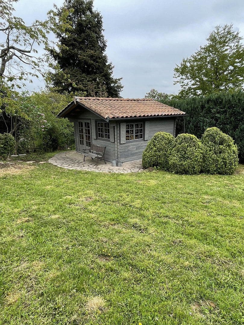 Predaj domu 263 m², pozemek 1.748 m², Altenstadt, Hesensko Predaj domu 263 m², pozemek 1.748 m², Altenstadt, Hesensko