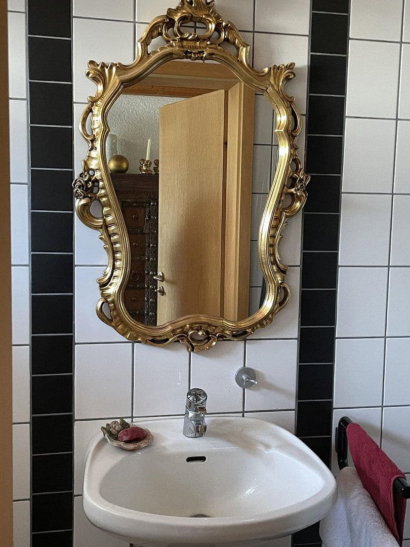 Predaj domu 263 m², pozemek 1.748 m², Altenstadt, Hesensko Predaj domu 263 m², pozemek 1.748 m², Altenstadt, Hesensko