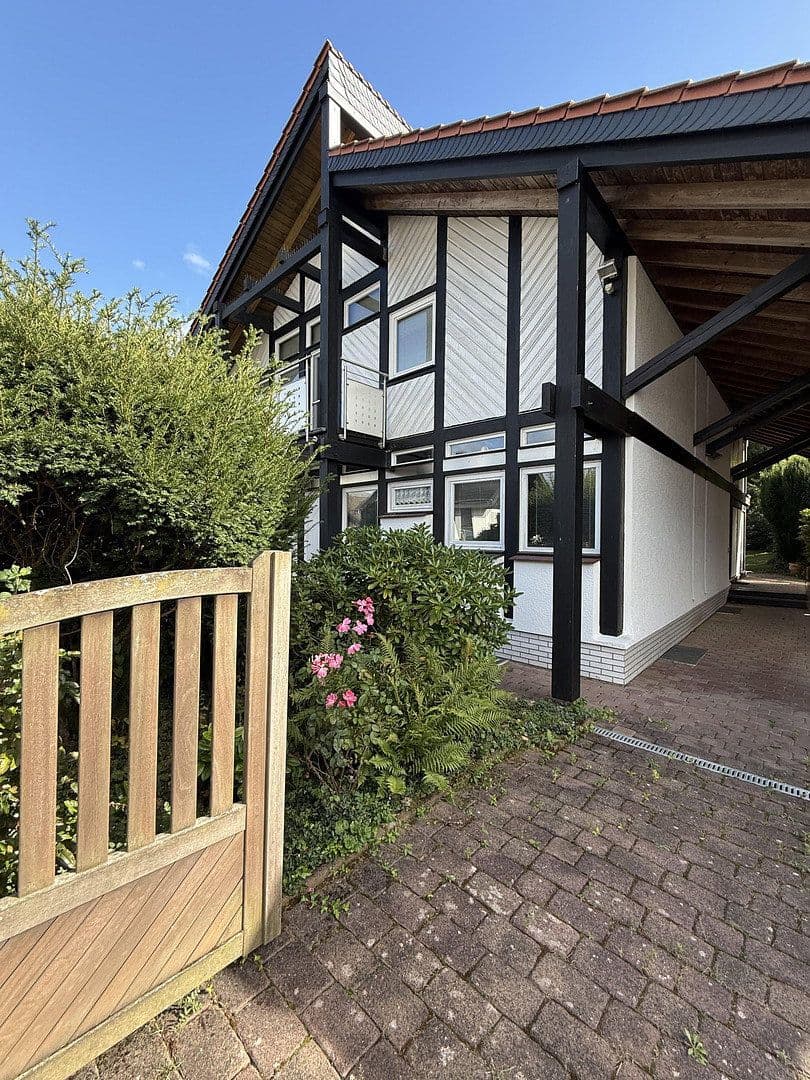 Predaj domu 263 m², pozemek 1.748 m², Altenstadt, Hesensko Predaj domu 263 m², pozemek 1.748 m², Altenstadt, Hesensko