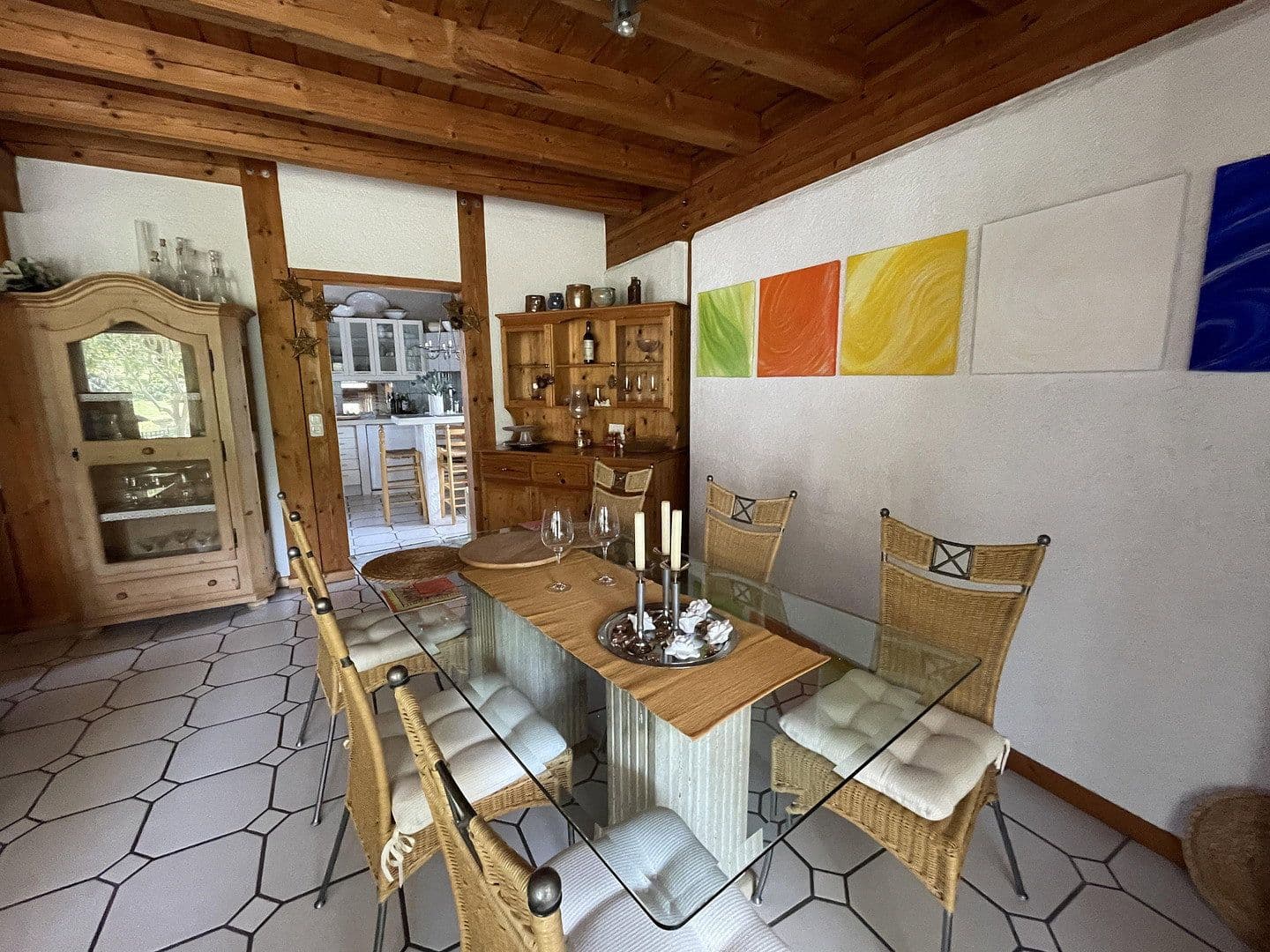 Predaj domu 263 m², pozemek 1.748 m², Altenstadt, Hesensko Predaj domu 263 m², pozemek 1.748 m², Altenstadt, Hesensko