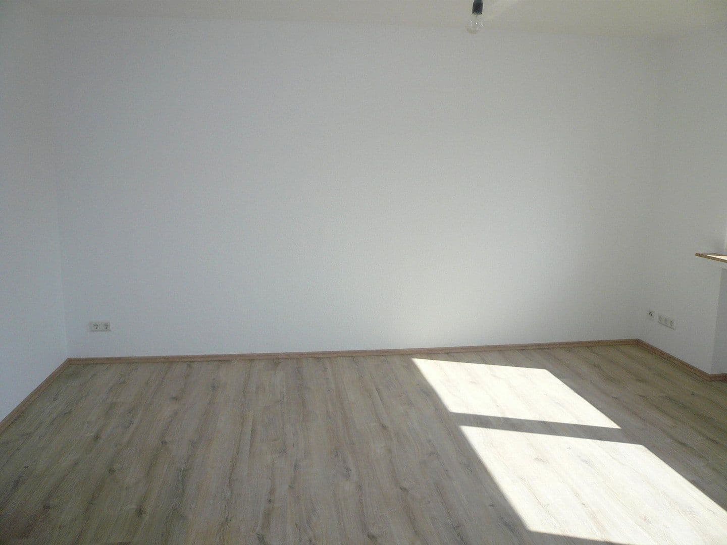 Prenájom bytu 1-izbový 40 m², Heiligenhaus, Severné Porýnie - Westfálsko Prenájom bytu 1-izbový 40 m², Heiligenhaus, Severné Porýnie - Westfálsko