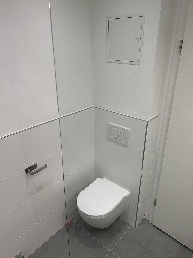 Prenájom bytu 2-izbový 63 m², München, Bavorsko Prenájom bytu 2-izbový 63 m², München, Bavorsko