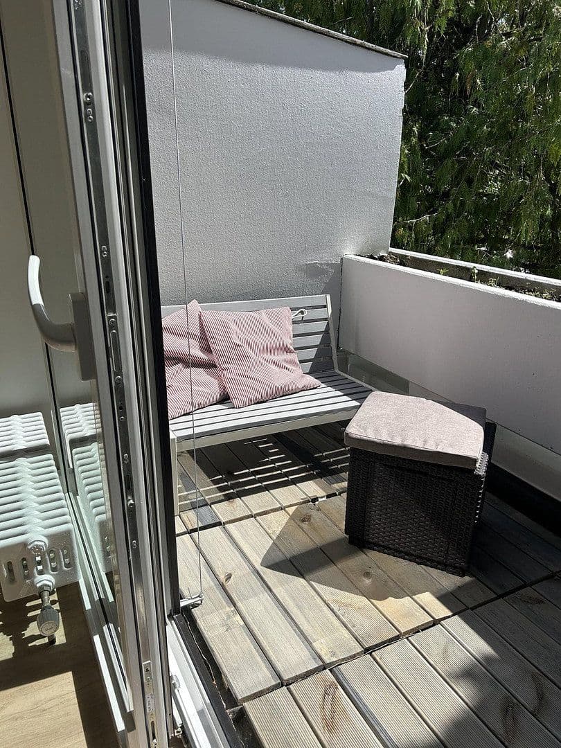 Prenájom bytu 2-izbový 63 m², München, Bavorsko Prenájom bytu 2-izbový 63 m², München, Bavorsko