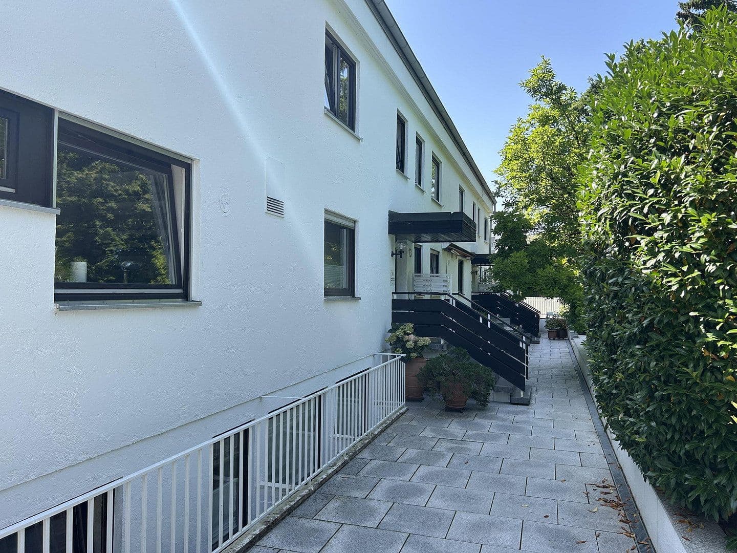 Prenájom bytu 2-izbový 63 m², München, Bavorsko Prenájom bytu 2-izbový 63 m², München, Bavorsko