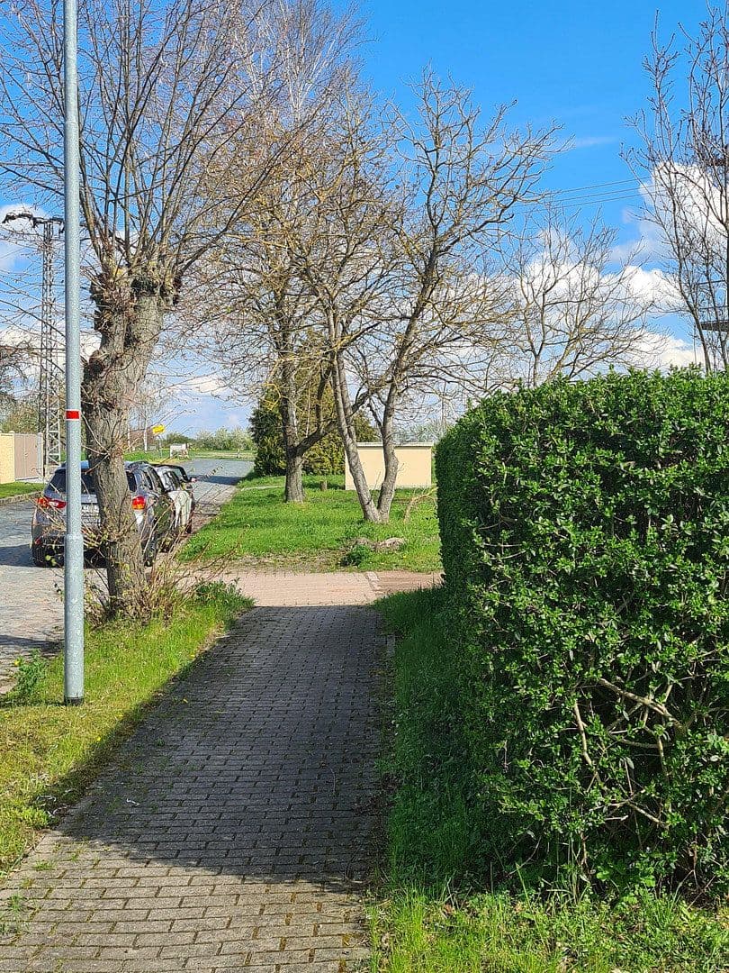 Predaj pozemku 1.900 m², Pobziger Hauptstraße 25, Nienburg (Saale), Sasko-Anhaltsko Predaj pozemku 1.900 m², Pobziger Hauptstraße 25, Nienburg (Saale), Sasko-Anhaltsko