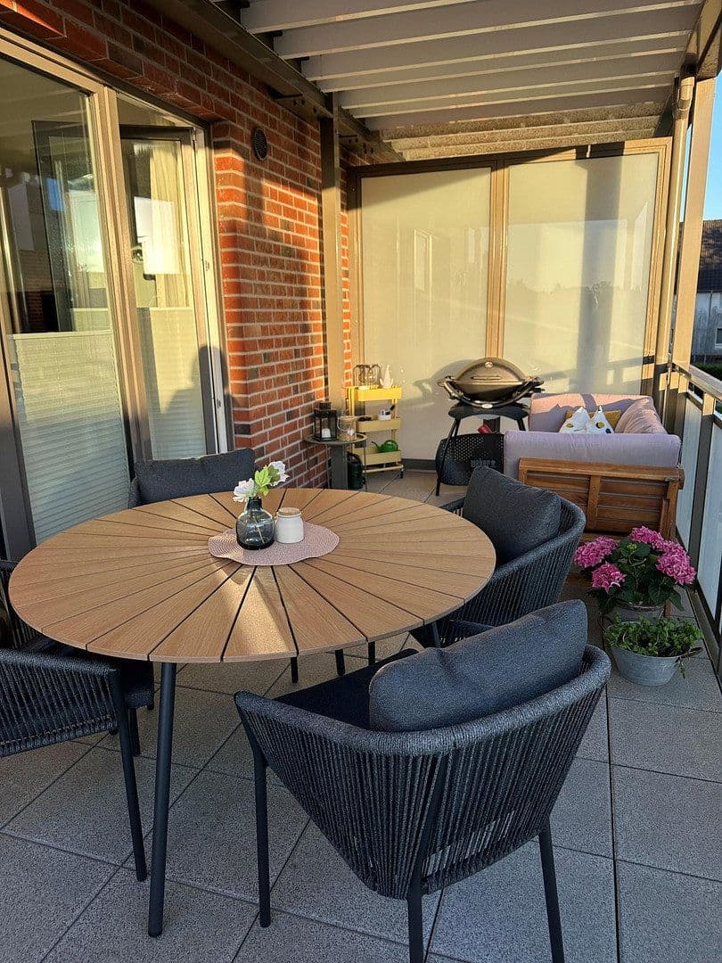 Prenájom bytu 3-izbový 108 m², Friedrichstraße 5, Tornesch, Šlezvicko-Holštajnsko Prenájom bytu 3-izbový 108 m², Friedrichstraße 5, Tornesch, Šlezvicko-Holštajnsko