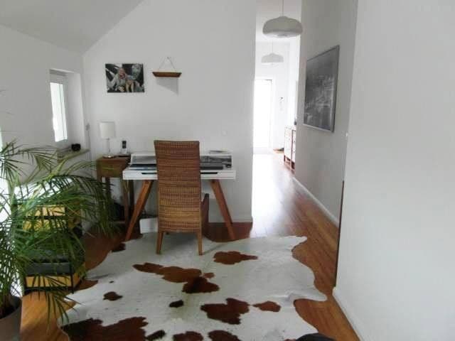 Predaj domu 255 m², pozemek 502 m², Starnberg, Bavorsko Predaj domu 255 m², pozemek 502 m², Starnberg, Bavorsko