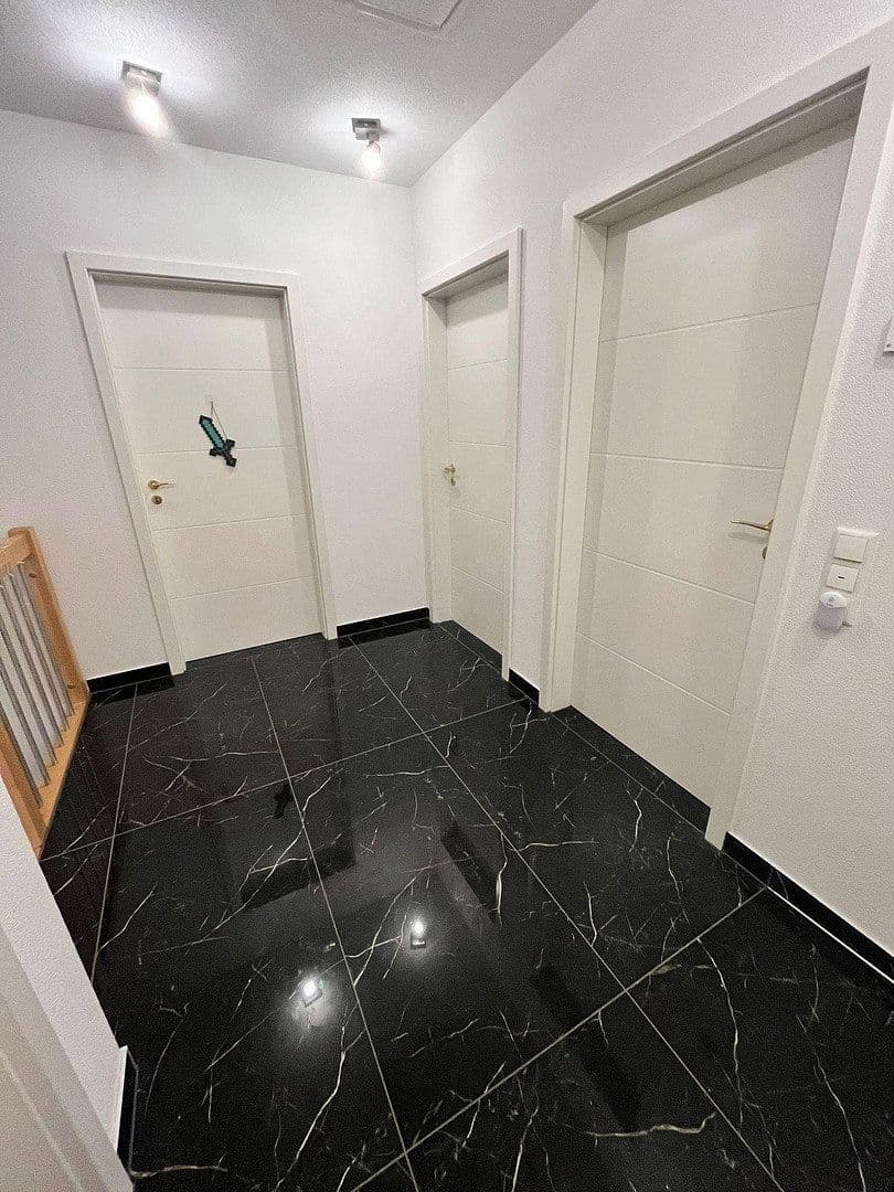 Prenájom domu 157 m², pozemek 400 m², Hurlacher str 28a, Langerringen, Bavorsko Prenájom domu 157 m², pozemek 400 m², Hurlacher str 28a, Langerringen, Bavorsko