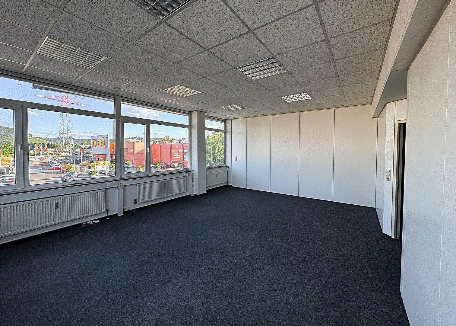 Prenájom kancelárie 42 m², Winnenden, Bádensko-Wurttembersko Prenájom kancelárie 42 m², Winnenden, Bádensko-Wurttembersko
