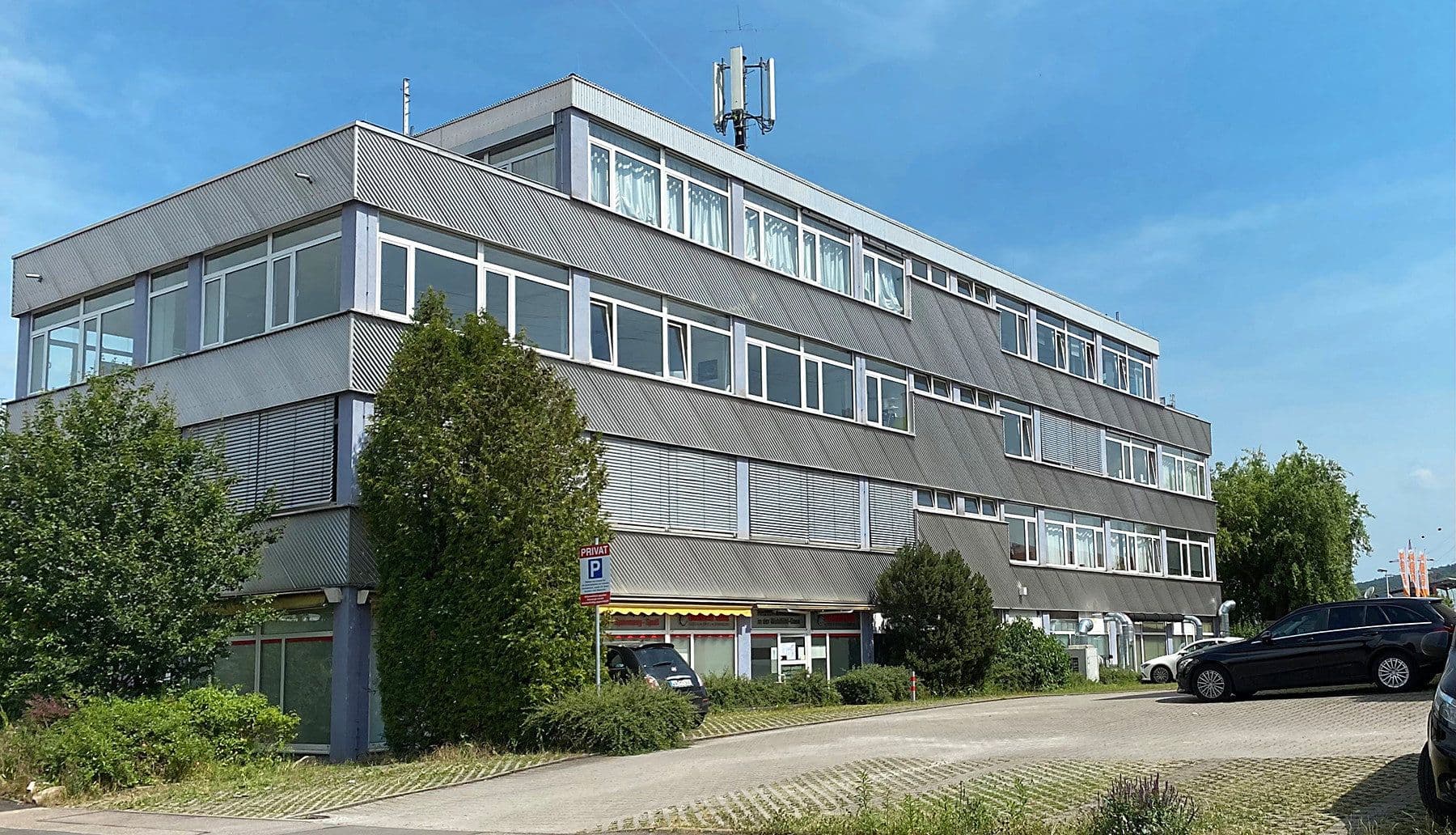 Prenájom kancelárie 42 m², Winnenden, Bádensko-Wurttembersko Prenájom kancelárie 42 m², Winnenden, Bádensko-Wurttembersko