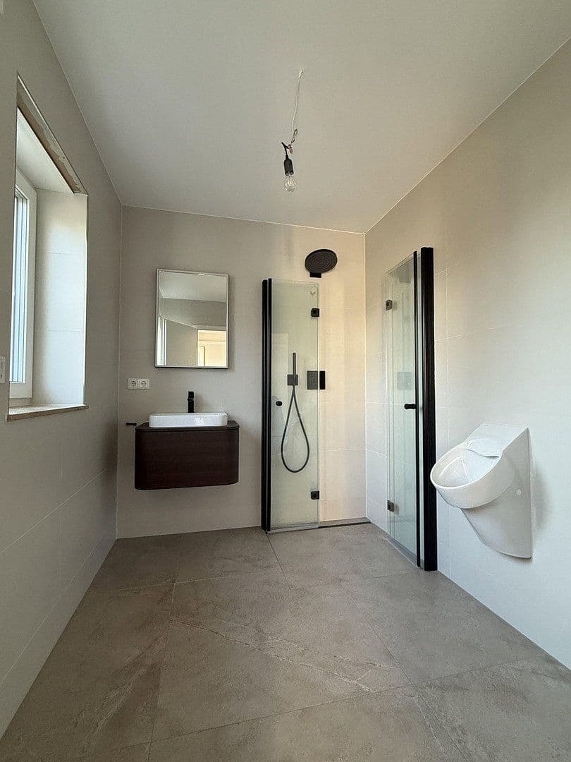 Prenájom domu 130 m², pozemek 250 m², Bad Köstritz, Durínsko Prenájom domu 130 m², pozemek 250 m², Bad Köstritz, Durínsko