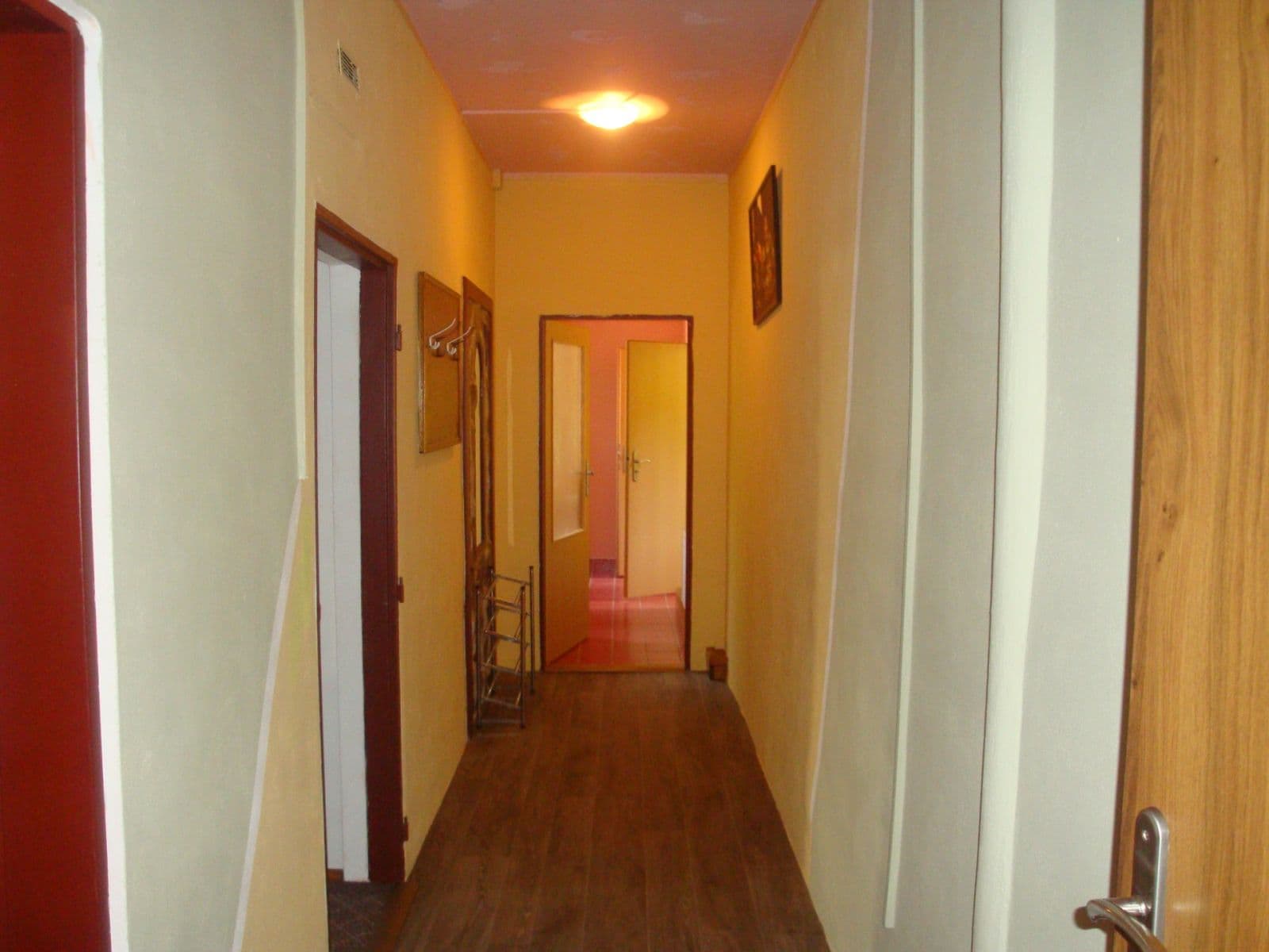 Prenájom bytu 2-izbový 70 m², Revoluční, Loket, Karlovarský kraj Prenájom bytu 2-izbový 70 m², Revoluční, Loket, Karlovarský kraj