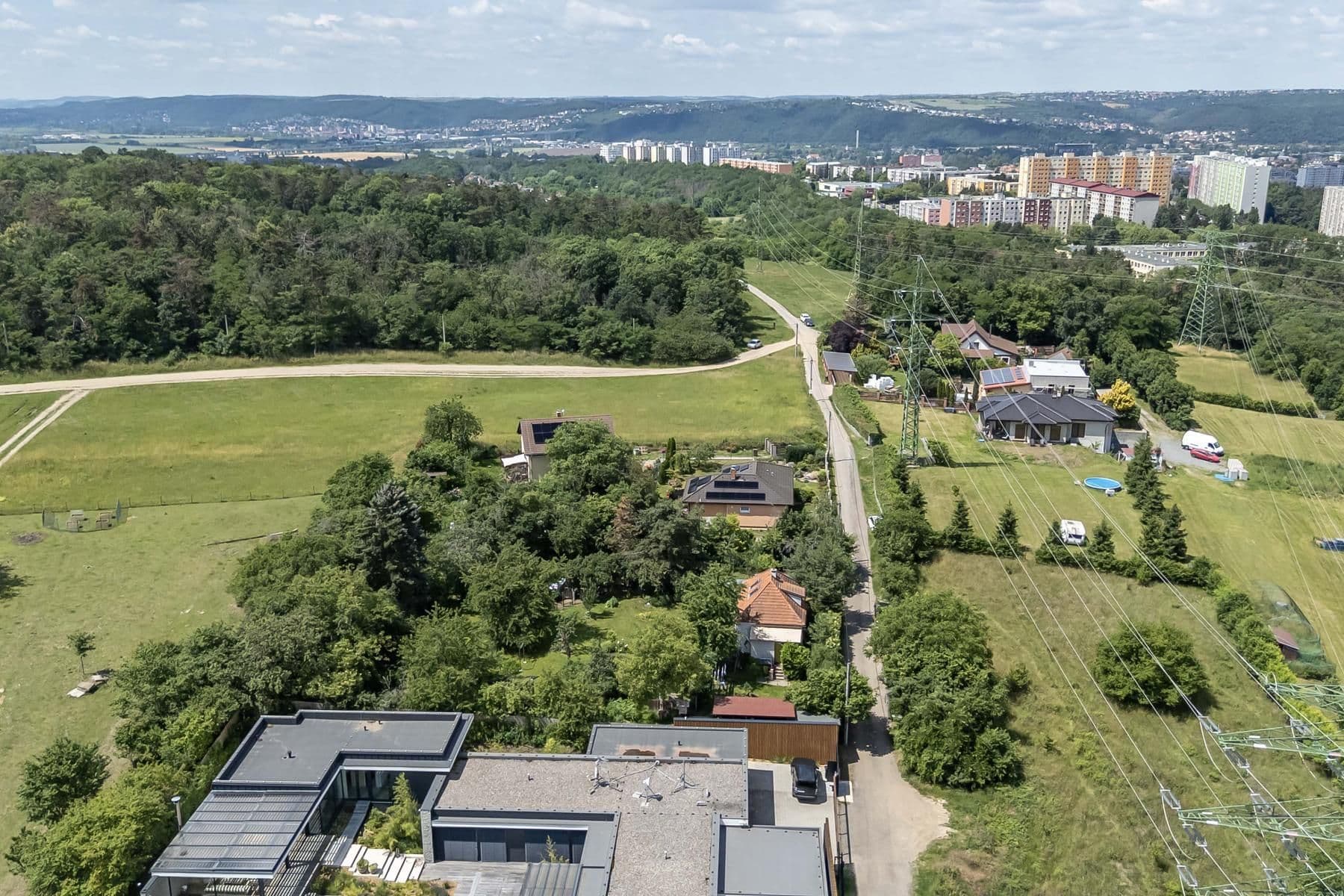 Predaj pozemku 890 m², Do Lipin, Praha, Praha Predaj pozemku 890 m², Do Lipin, Praha, Praha