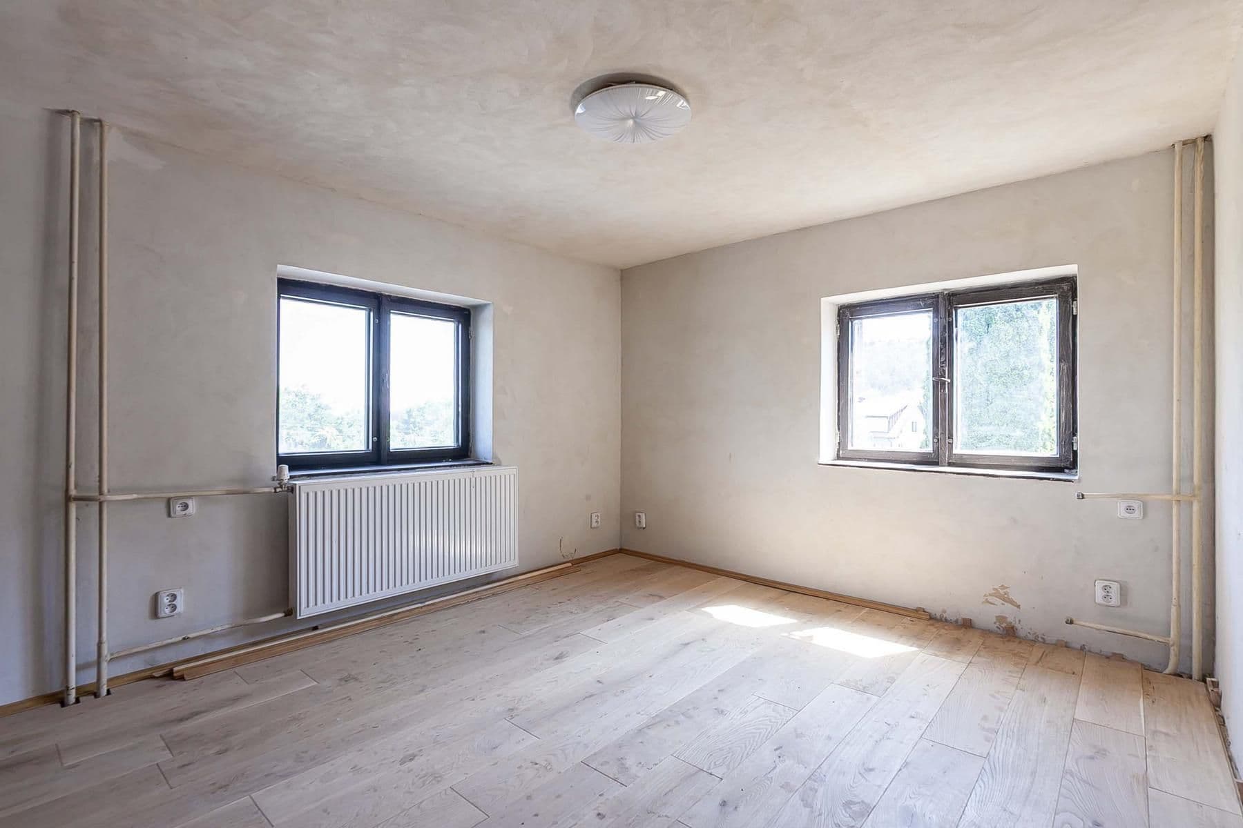 Predaj rekreačného objektu 140 m², pozemek 1.909 m², Javor, Plzeňský kraj Predaj rekreačného objektu 140 m², pozemek 1.909 m², Javor, Plzeňský kraj
