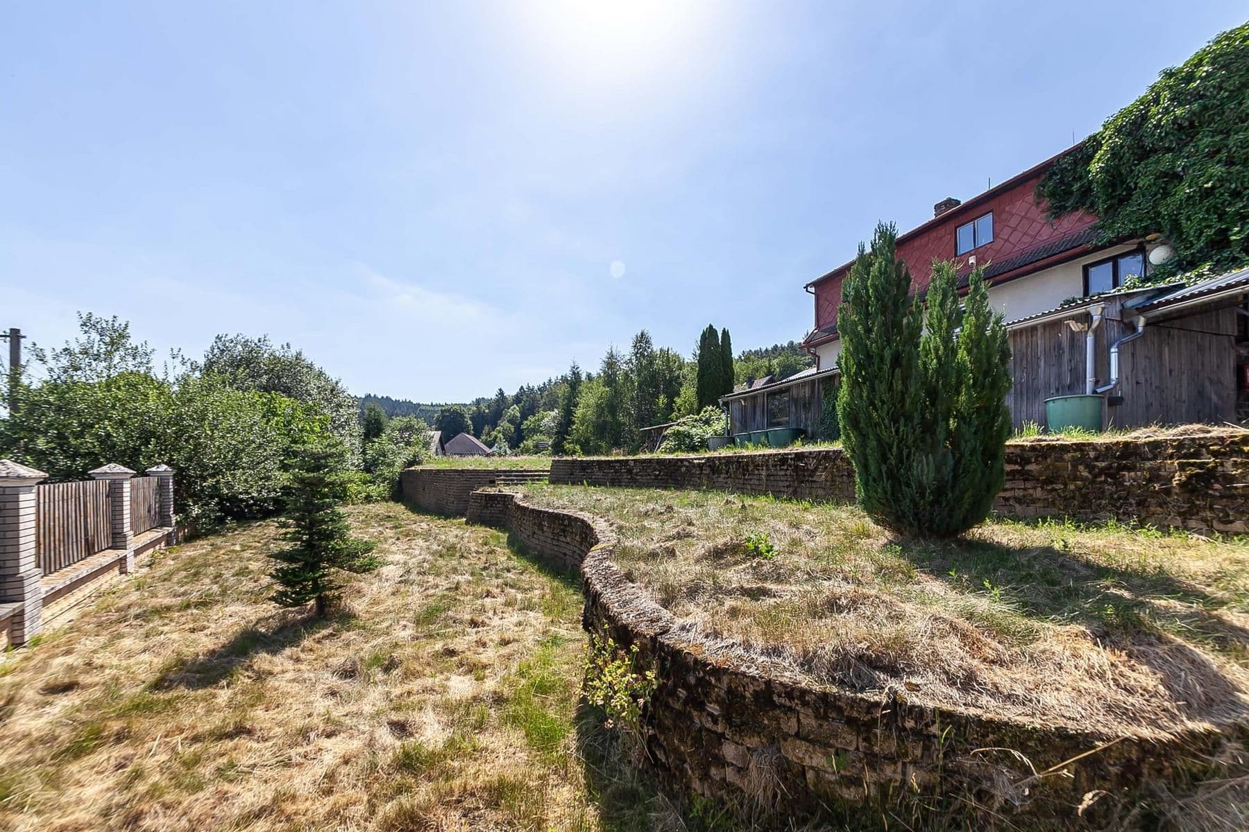 Predaj rekreačného objektu 140 m², pozemek 1.909 m², Javor, Plzeňský kraj Predaj rekreačného objektu 140 m², pozemek 1.909 m², Javor, Plzeňský kraj