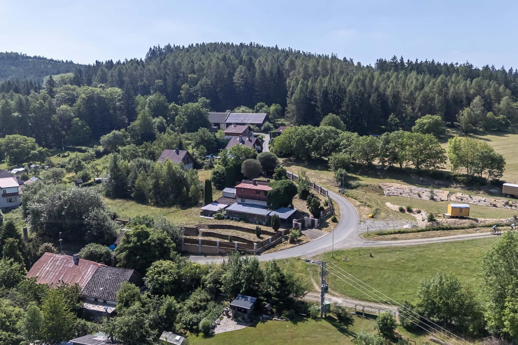 Predaj rekreačného objektu 140 m², pozemek 1.909 m², Javor, Plzeňský kraj Predaj rekreačného objektu 140 m², pozemek 1.909 m², Javor, Plzeňský kraj