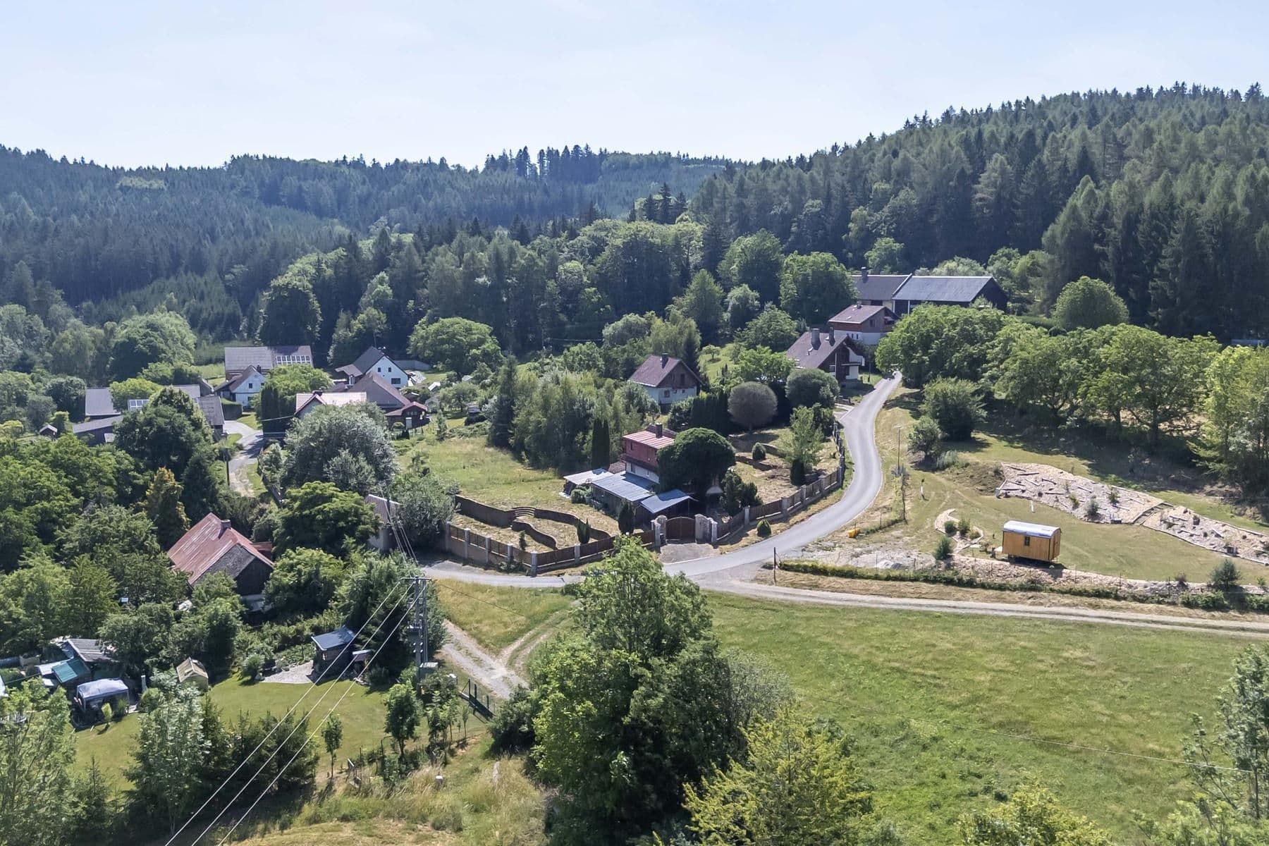 Predaj rekreačného objektu 140 m², pozemek 1.909 m², Javor, Plzeňský kraj Predaj rekreačného objektu 140 m², pozemek 1.909 m², Javor, Plzeňský kraj